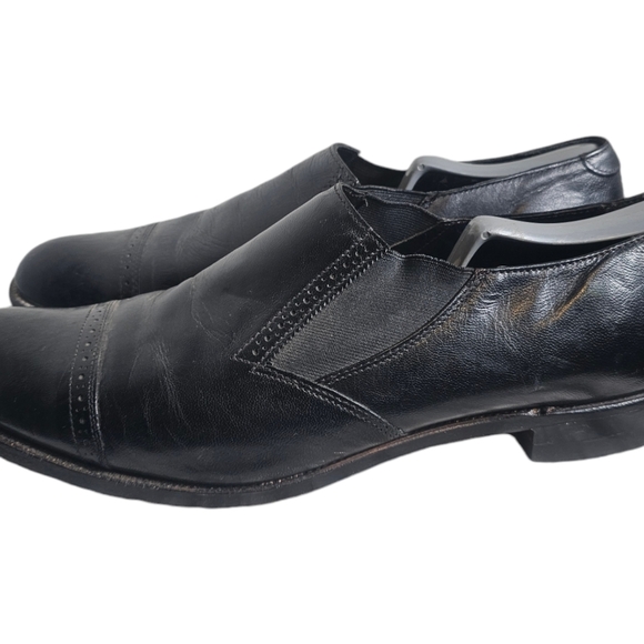 Madison Cap Toe Slip On Shoes/Black Leather Dress Shoes 10.5D - Picture 7 of 10